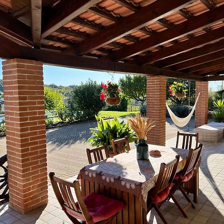 Bed and Breakfast Cascina Il Volo Монкальво Екстер'єр фото